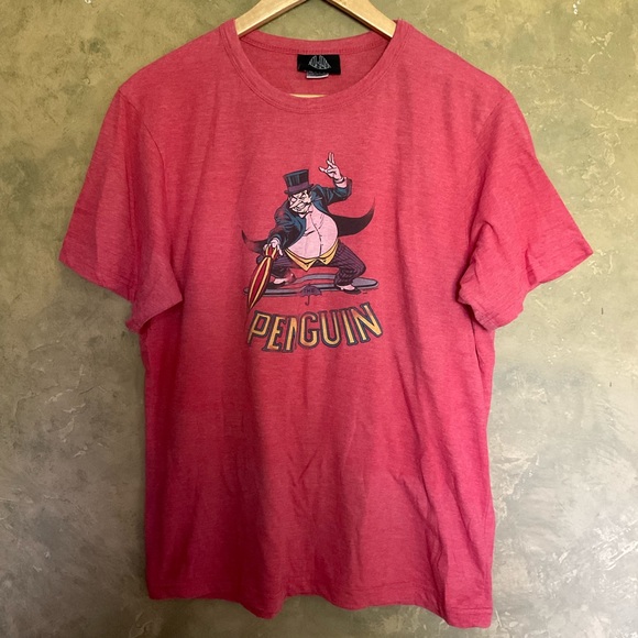 Vintage Y2K Take Cover Batman The Penguin Graphic Tee - Picture 1 of 5